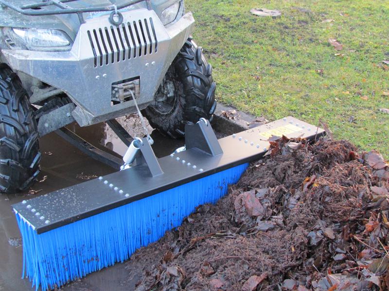 Front-mount 150 cm push broom set, Iron Baltic - Image 3